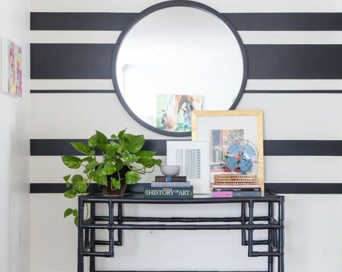 striped wallpaper for small spaces